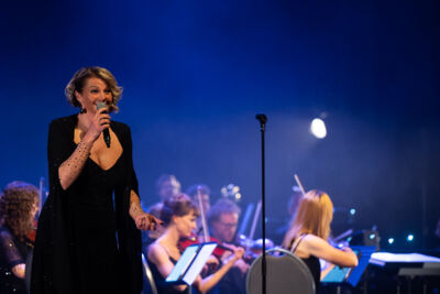 Barbara Dex in 't groot @ Warande, picture 15, photographed by Gert Daemen - FrontView Magazine