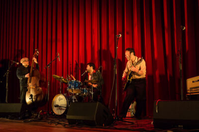 Dry Riverbed Trio @ De Roma, picture 1, photographed by Marc Verdonck - FrontView Magazine