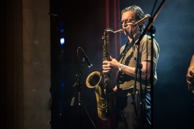 The Seatsniffers @ De Roma, picture 4, photographed by Marc Verdonck - FrontView Magazine