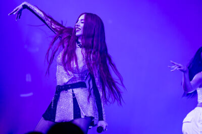 Ava Max @ Ancienne Belgique, picture 6, photographed by Dorien Goetschalckx - FrontView Magazine