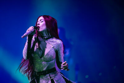 Ava Max @ Ancienne Belgique, picture 16, photographed by Dorien Goetschalckx - FrontView Magazine