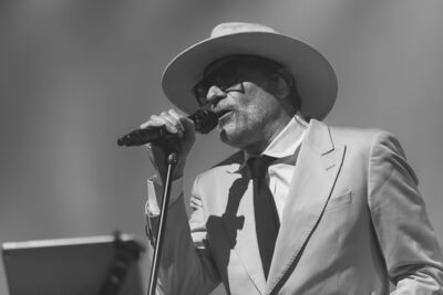 Daan @ Ancienne Belgique, picture 11, photographed by Peter Smet - FrontView Magazine