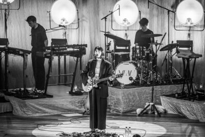 Meau Live in De Roma, picture 10, photographed by Paul Jongeneelen - FrontView Magazine