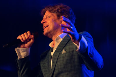 Günther Neefs @ Arendonk zingt en swingt, picture 3, photographed by Gert Daemen - FrontView Magazine