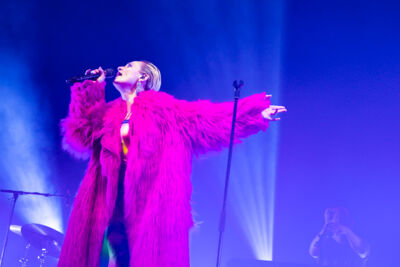 Hooverphonic @ Labadoux, foto 2, foto's door Luc Klinckaert - FrontView Magazine