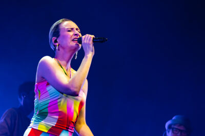 Hooverphonic @ Labadoux, foto 5, foto's door Luc Klinckaert - FrontView Magazine