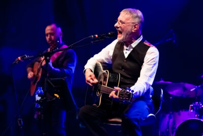 Steve Harley & Cockney Rebel @ Labadoux, picture 3, photographed by Luc Klinckaert - FrontView Magazine