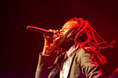 Max Romeo with Xana and Azizzi Romeo + Lutan Fyah, Droop Lion @ De Roma, picture 5, photographed by Luc Klinckaert - FrontView Magazine