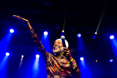 Max Romeo with Xana and Azizzi Romeo + Lutan Fyah, Droop Lion @ De Roma, picture 27, photographed by Luc Klinckaert - FrontView Magazine