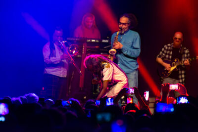 Max Romeo with Xana and Azizzi Romeo + Lutan Fyah, Droop Lion @ De Roma, picture 39, photographed by Luc Klinckaert - FrontView Magazine