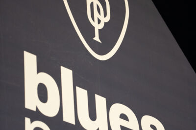 Jen @ Blues Peer, picture 1, photographed by Leen Verlinden - FrontView Magazine