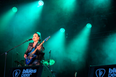 Erja Lyytinen @ Blues Peer, picture 4, photographed by Leen Verlinden - FrontView Magazine