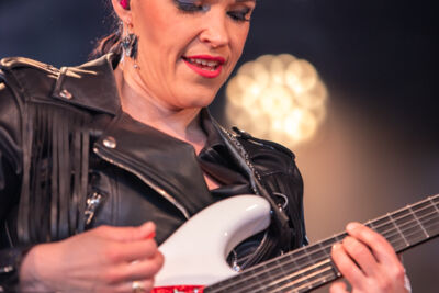 Erja Lyytinen @ Blues Peer, picture 13, photographed by Leen Verlinden - FrontView Magazine
