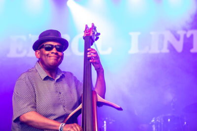 Eroll Linton @ Blues Peer, foto 9, foto's door Leen Verlinden - FrontView Magazine