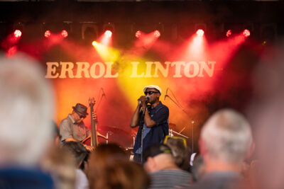 Eroll Linton @ Blues Peer, foto 10, foto's door Leen Verlinden - FrontView Magazine