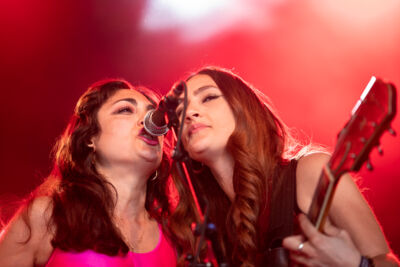 Kitty, Daisy & Lewis @ Blues Peer, picture 7, photographed by Leen Verlinden - FrontView Magazine