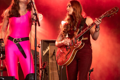 Kitty, Daisy & Lewis @ Blues Peer, picture 12, photographed by Leen Verlinden - FrontView Magazine