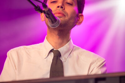 Kitty, Daisy & Lewis @ Blues Peer, picture 13, photographed by Leen Verlinden - FrontView Magazine