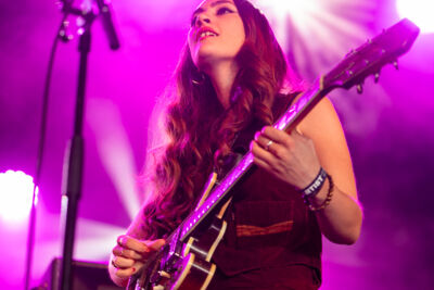 Kitty, Daisy & Lewis @ Blues Peer, picture 15, photographed by Leen Verlinden - FrontView Magazine