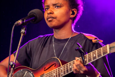 Meskerem Mees @ Blues Peer, picture 3, photographed by Leen Verlinden - FrontView Magazine
