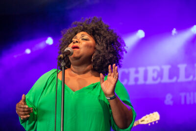 Michelle David & The True Tones @ Blues Peer, picture 8, photographed by Leen Verlinden - FrontView Magazine