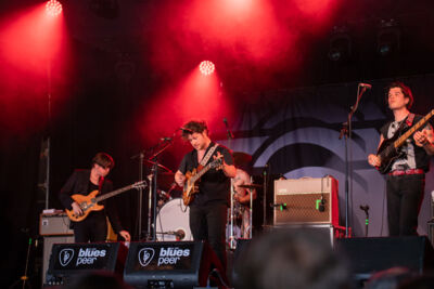 Sons @ Blues Peer, picture 23, photographed by Leen Verlinden - FrontView Magazine