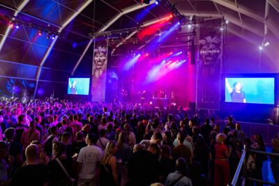 Gladde Paling @ Vestrock Dag 1, picture 7, photographed by Luc Klinckaert - FrontView Magazine