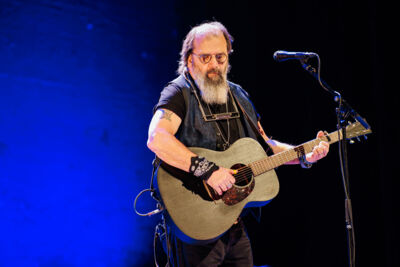 Steve Earle Solo & Acoustic, picture 2, photographed by Paul Jongeneelen - FrontView Magazine