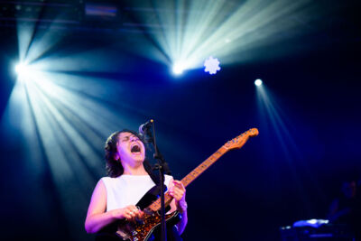 Ila @ Retie Rockt, picture 2, photographed by Gert Daemen - FrontView Magazine