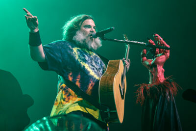 Tenacious D @ Vorst Nationaal, picture 10, photographed by David Johnson - FrontView Magazine