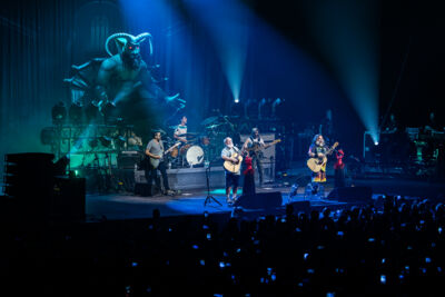 Tenacious D @ Vorst Nationaal, picture 27, photographed by David Johnson - FrontView Magazine
