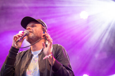 Admiral Freebee @ Genk on stage, picture 27, photographed by Leen Verlinden - FrontView Magazine