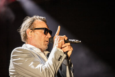 Daan @ Genk on stage, picture 21, photographed by Leen Verlinden - FrontView Magazine