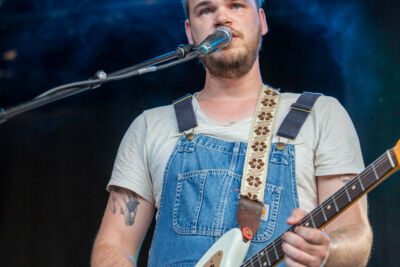 Mooney @ Genk on stage, picture 20, photographed by Leen Verlinden - FrontView Magazine