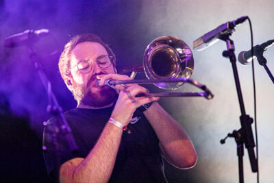 Yong Yellow @ Genk on stage, picture 1, photographed by Leen Verlinden - FrontView Magazine