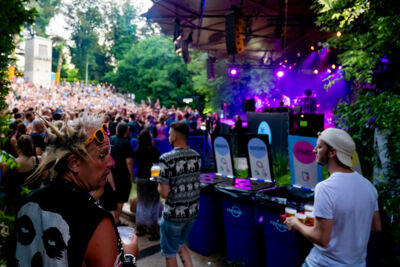 Flogging Molly @ OLT Rivierenhof, picture 34, photographed by Luc Klinckaert - FrontView Magazine