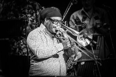 Jools Holland & His Rythm & Blues Orchestra Live @ De Roma, picture 11, photographed by Paul Jongeneelen - FrontView Magazine