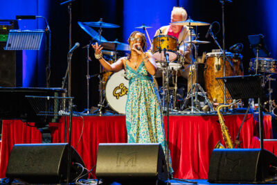 Jools Holland & His Rythm & Blues Orchestra Live @ De Roma, picture 16, photographed by Paul Jongeneelen - FrontView Magazine