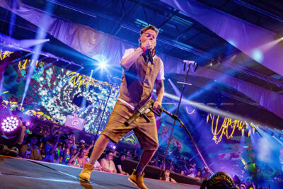 Foute Party Q-Music @ flanders expo, picture 12, photographed by Sven Vandervoort - FrontView Magazine
