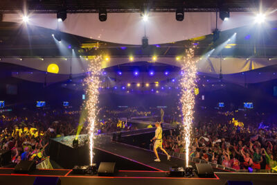 Foute Party Q-Music @ flanders expo, picture 26, photographed by Sven Vandervoort - FrontView Magazine