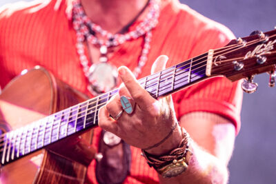 John Butler @ OLT Rivierenhof, picture 18, photographed by Leen Verlinden - FrontView Magazine