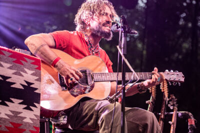 John Butler @ OLT Rivierenhof, picture 21, photographed by Leen Verlinden - FrontView Magazine