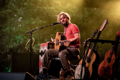 John Butler @ OLT Rivierenhof, picture 24, photographed by Leen Verlinden - FrontView Magazine