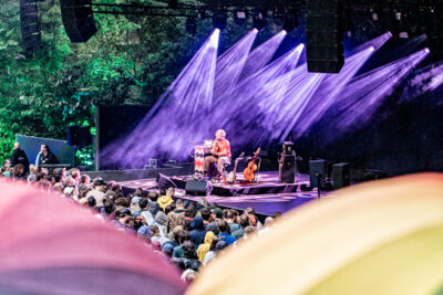 John Butler @ OLT Rivierenhof, picture 33, photographed by Leen Verlinden - FrontView Magazine