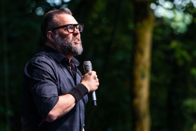 Alex Agnew @ OLT Rivierenhof, picture 12, photographed by Marc Verdonck - FrontView Magazine
