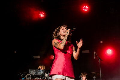 Sophie Straat @ Beleuvenissen, picture 8, photographed by Jürgen Bruynooghe - FrontView Magazine