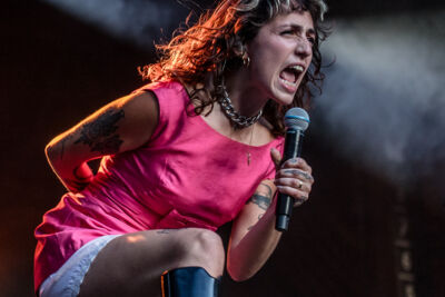 Sophie Straat @ Beleuvenissen, picture 22, photographed by Jürgen Bruynooghe - FrontView Magazine