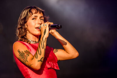 Sophie Straat @ Beleuvenissen, picture 23, photographed by Jürgen Bruynooghe - FrontView Magazine