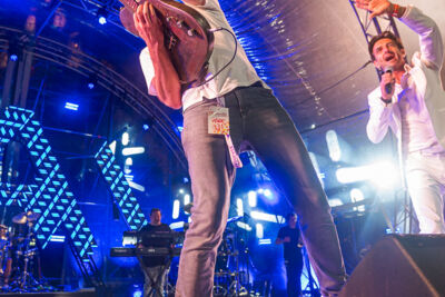 De Romeo's @ Vlaanderen Feest - Antwerpen, picture 16, photographed by Dimitri Vanlommel - FrontView Magazine