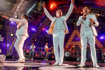 De Romeo's @ Vlaanderen Feest - Antwerpen, picture 31, photographed by Dimitri Vanlommel - FrontView Magazine